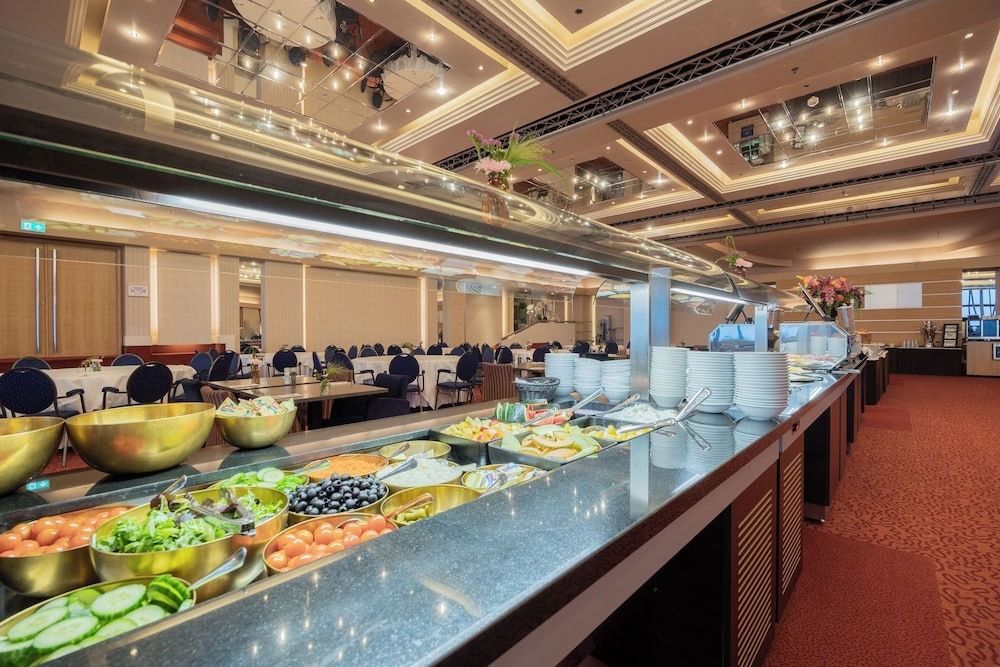 뷔페 아침 식사