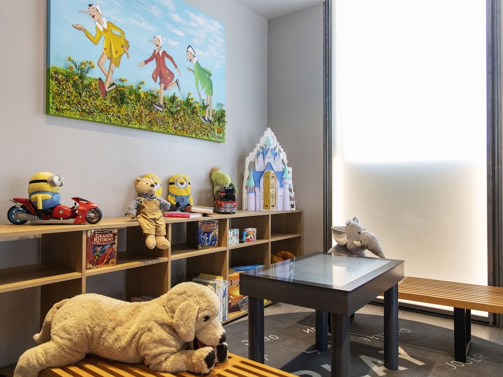 어린이 놀이 공간 - 실내