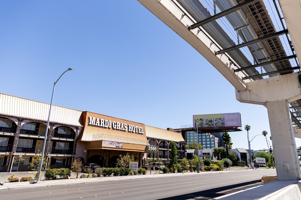 숙박 시설 정면