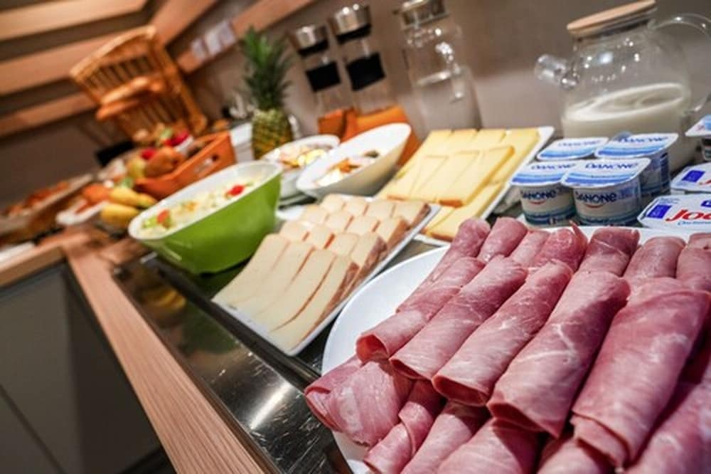 뷔페 아침 식사