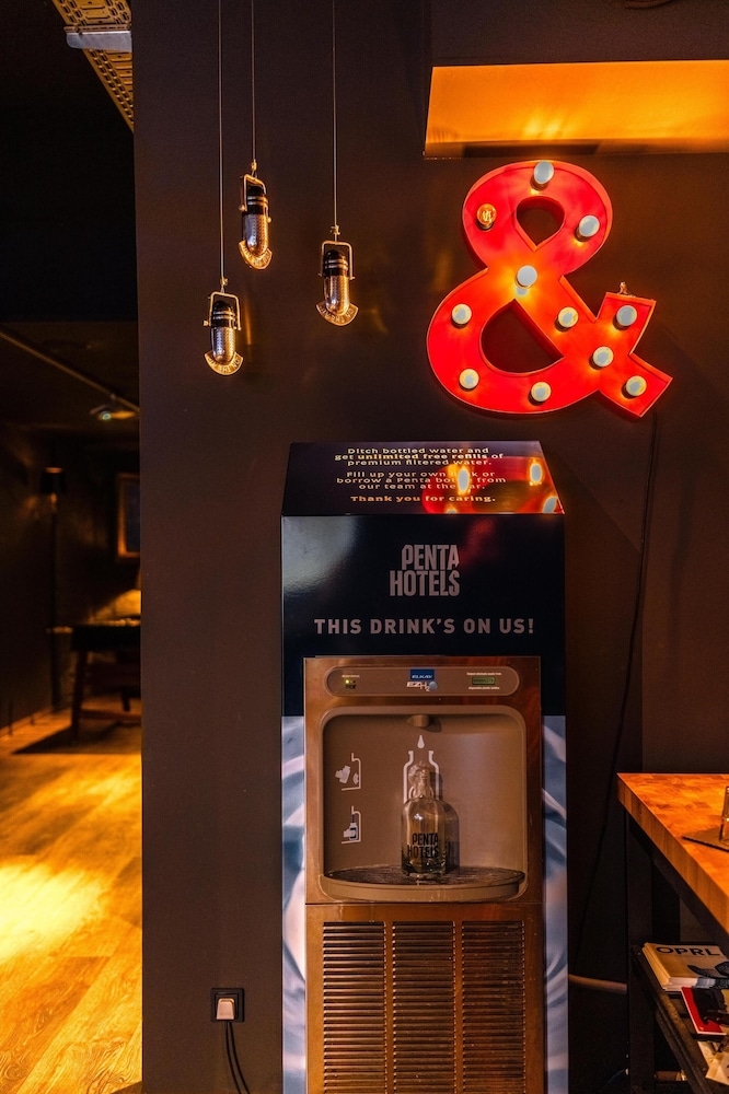 숙박 시설 내 편의 시설/서비스