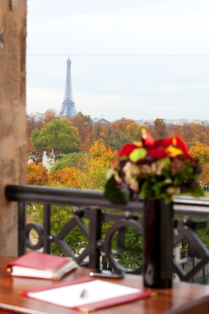숙박 시설의 전망