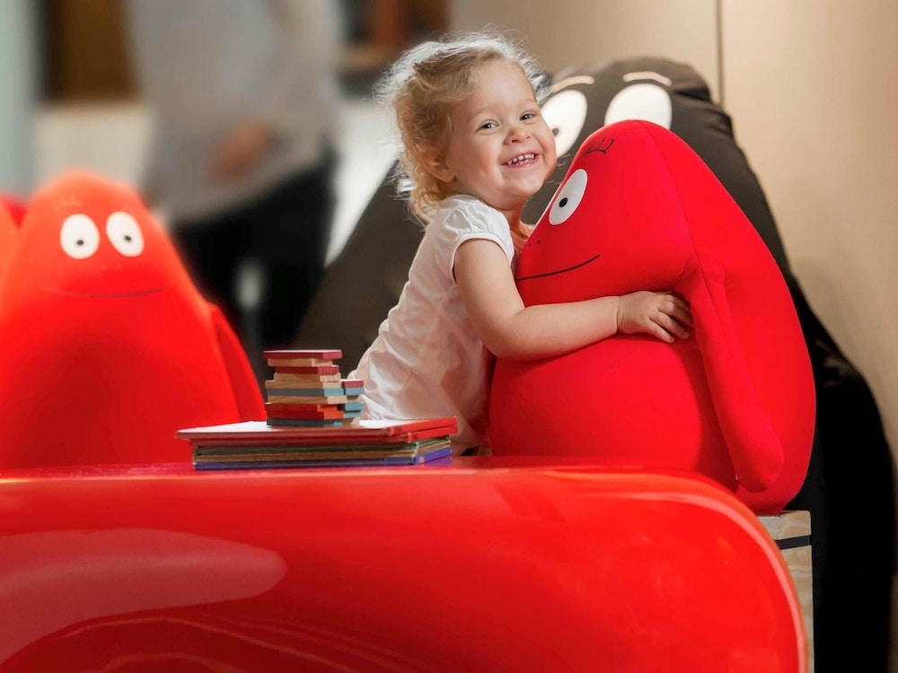 어린이 놀이 공간 - 실내