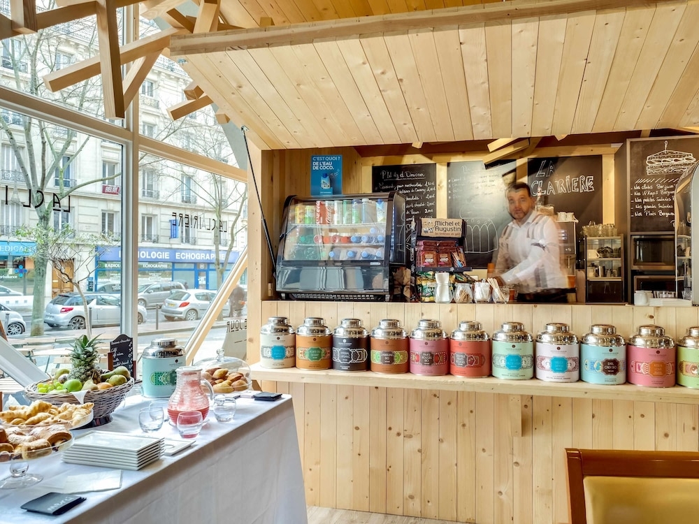 바(숙박 시설 내)