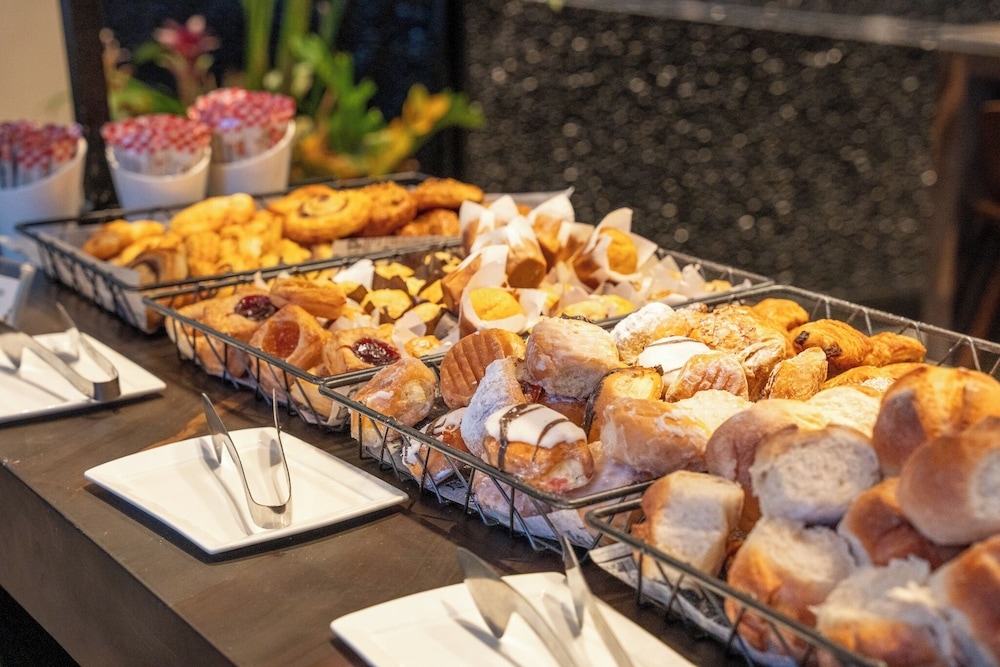 뷔페 아침 식사