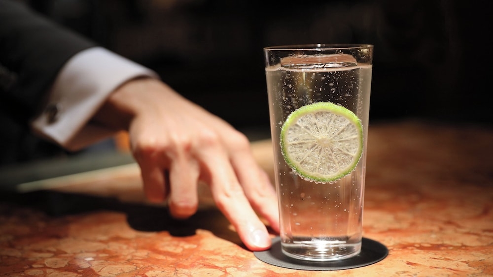 바(숙박 시설 내)