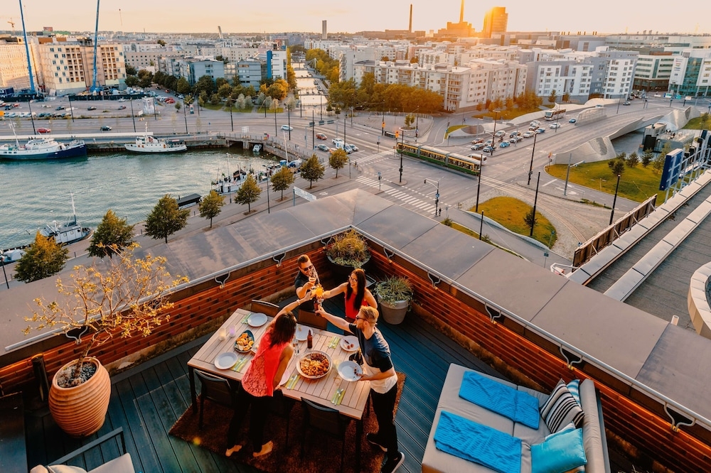 숙박 시설 내 편의 시설/서비스