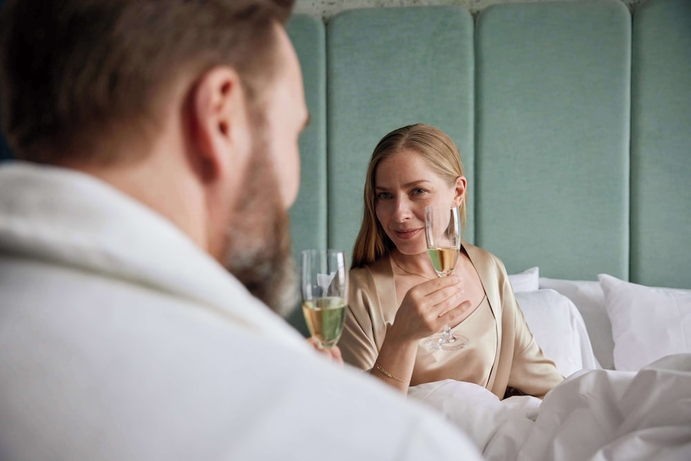 룸서비스 - 식사