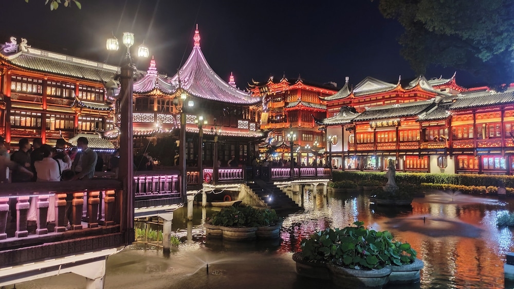 숙박 시설에서 보는 시내 전망