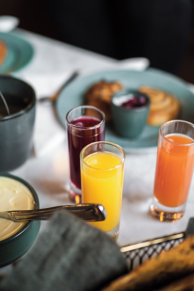 뷔페 아침 식사