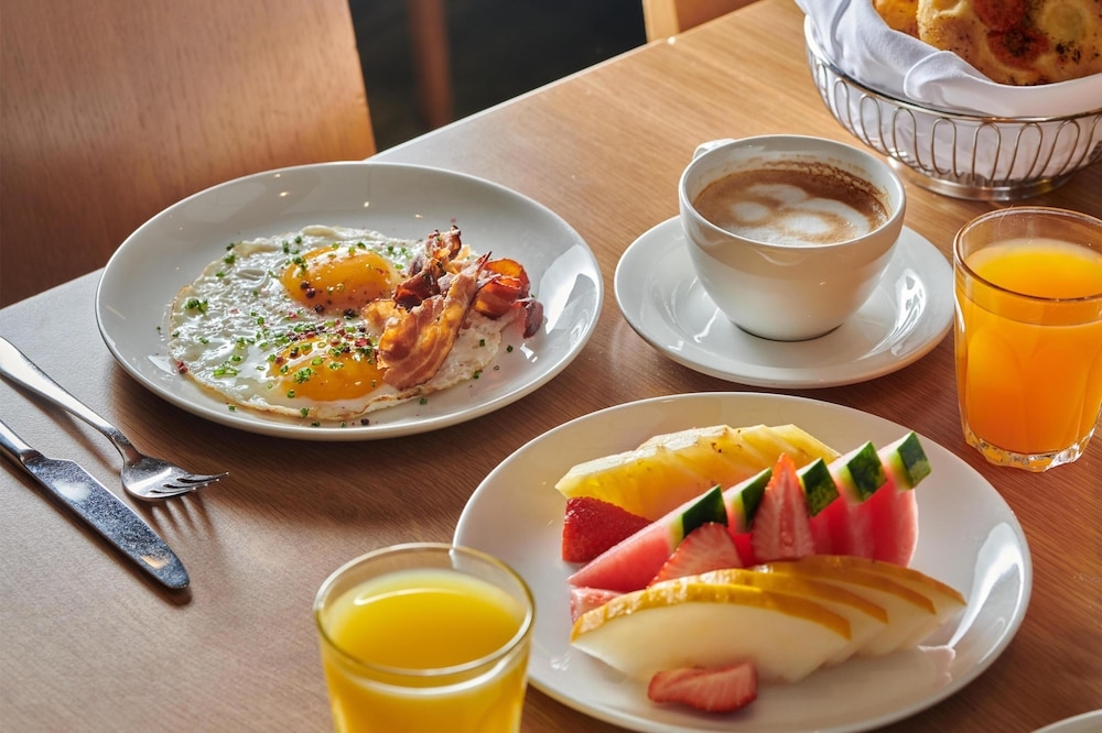 뷔페 아침 식사