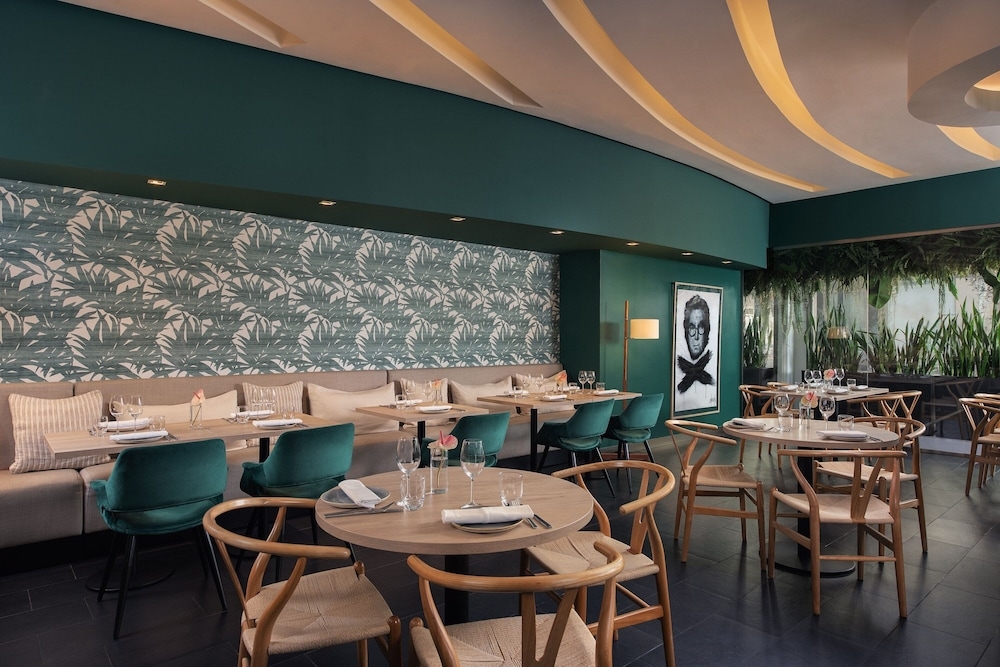 뷔페 아침 식사