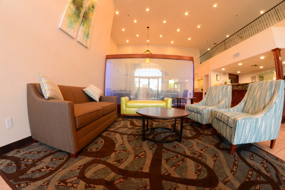 로비 좌석 공간