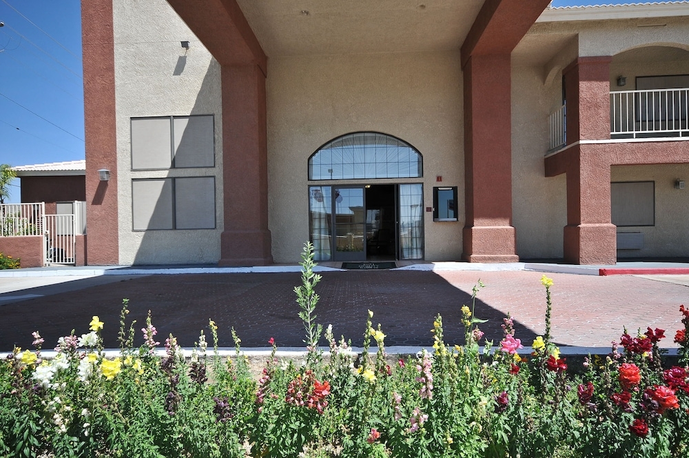 숙박 시설 입구