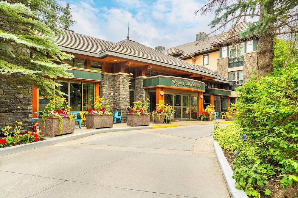 숙박 시설 정면