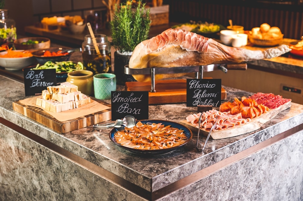 뷔페 아침 식사