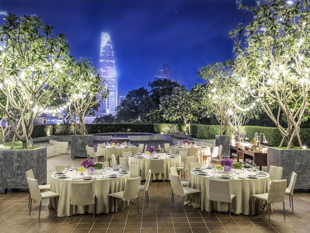 야외 연회 공간