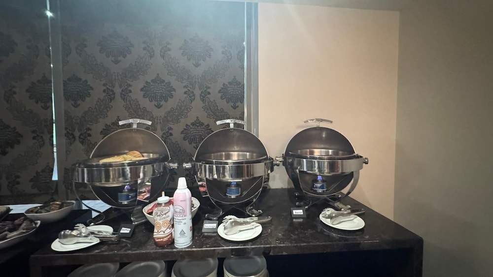 뷔페 아침 식사