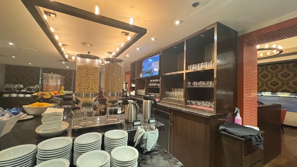 뷔페 아침 식사