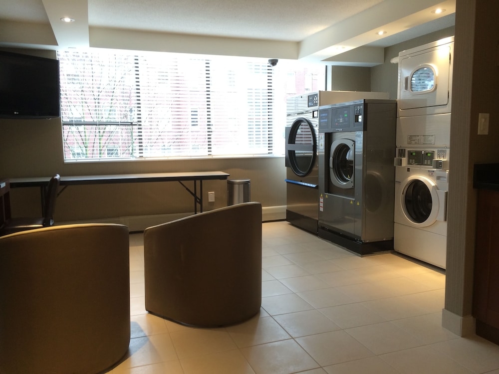 숙박 시설 내 편의 시설/서비스