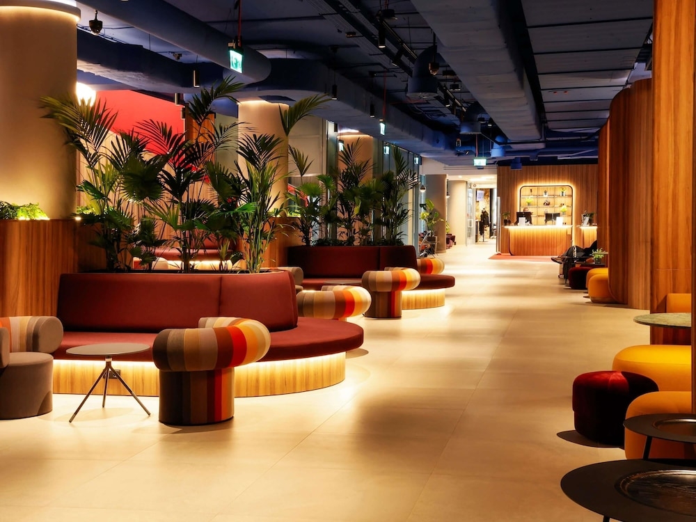 로비 좌석 공간