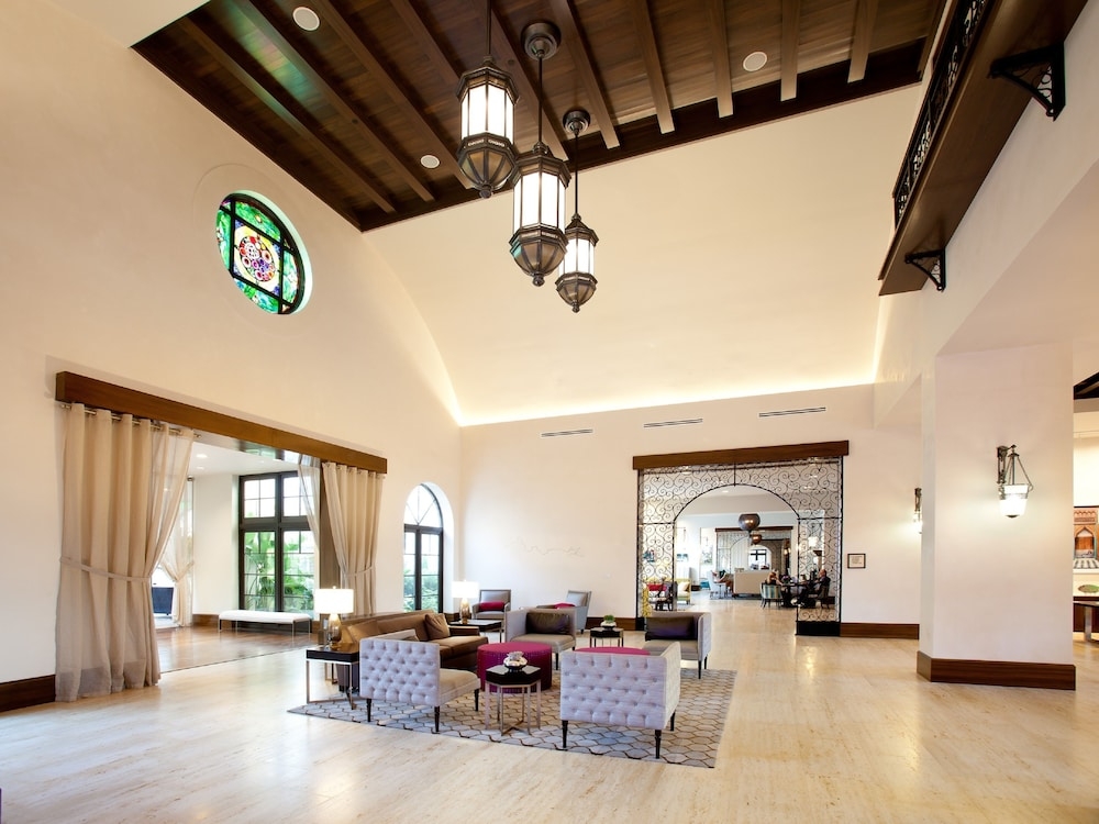 로비 좌석 공간