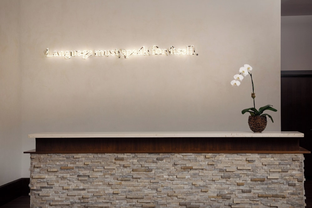 체크인/체크아웃 키오스크