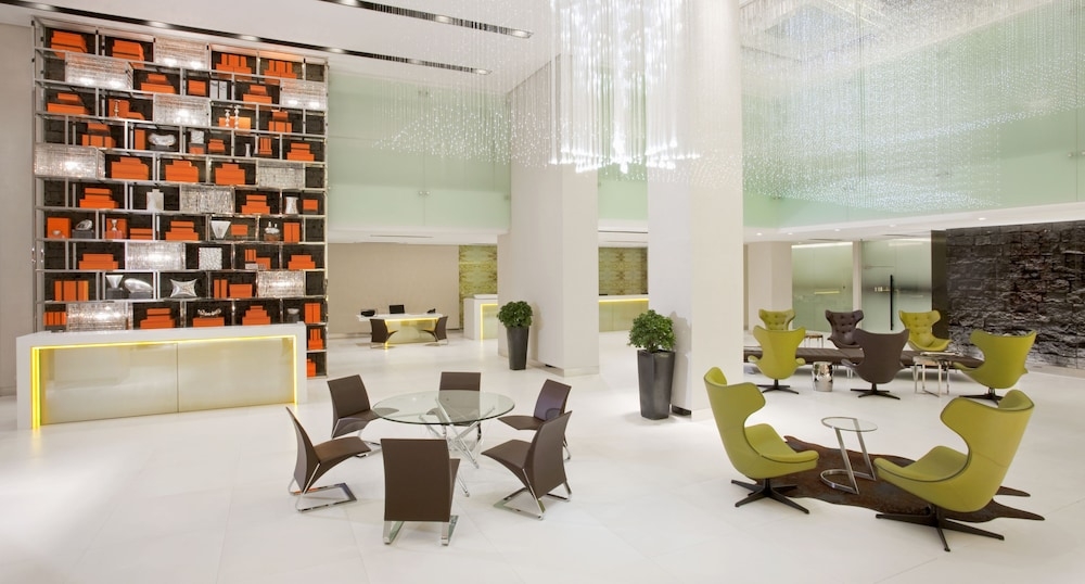 로비 좌석 공간