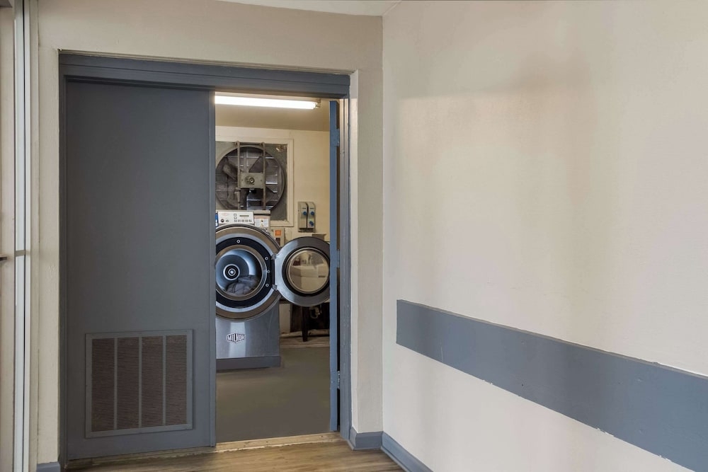 숙박 시설 내 편의 시설/서비스