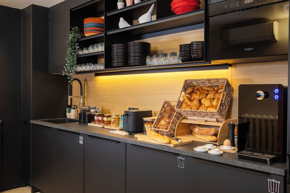 뷔페 아침 식사