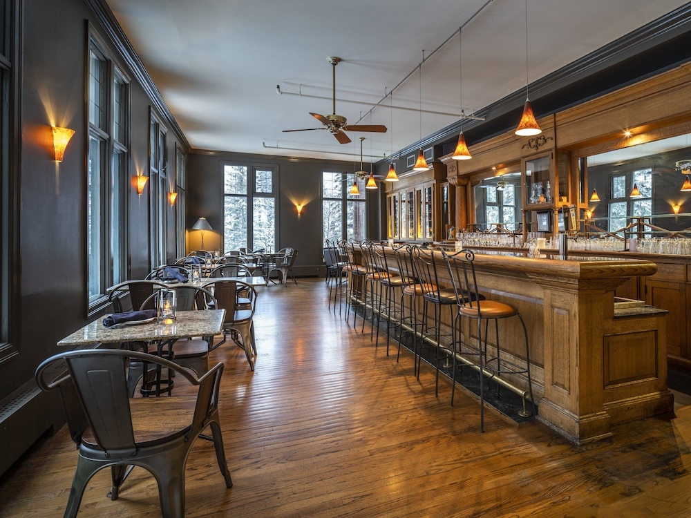 바(숙박 시설 내)