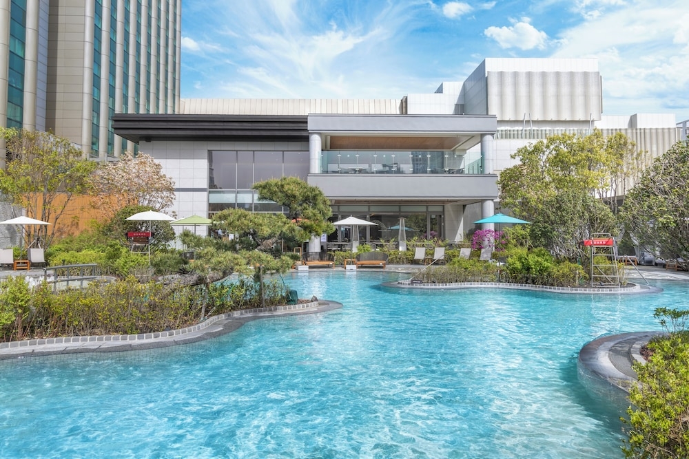 실내/야외 수영장