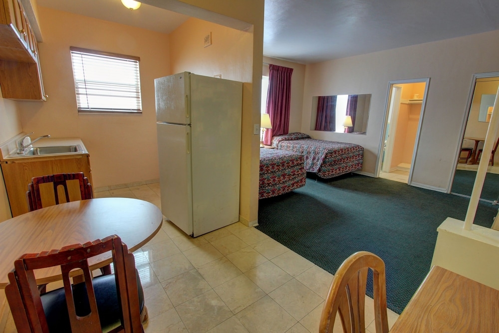 객실 내 식사 공간