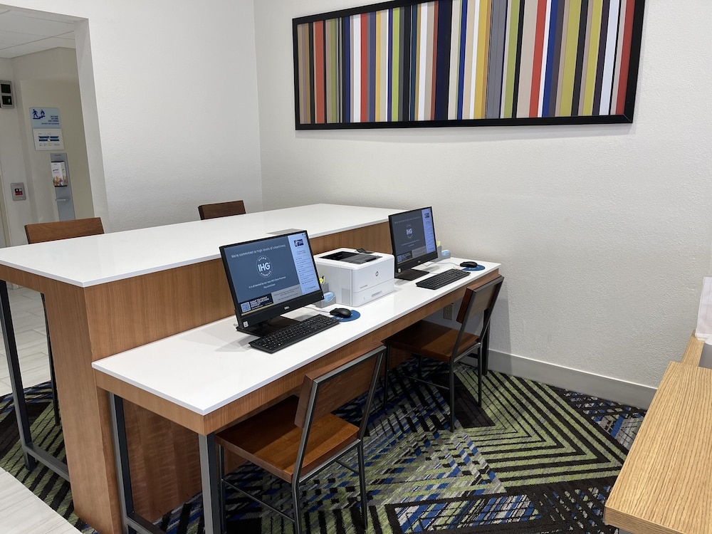 숙박 시설 내 편의 시설/서비스