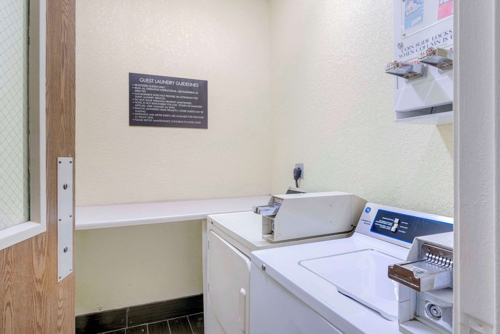 숙박 시설 내 편의 시설/서비스