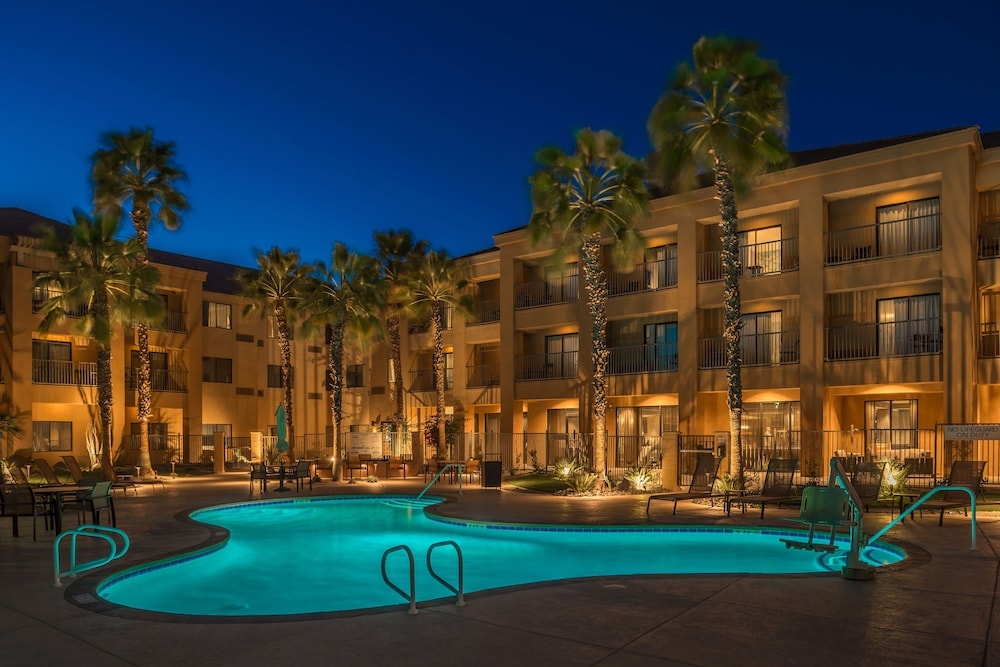 숙박 시설 구내