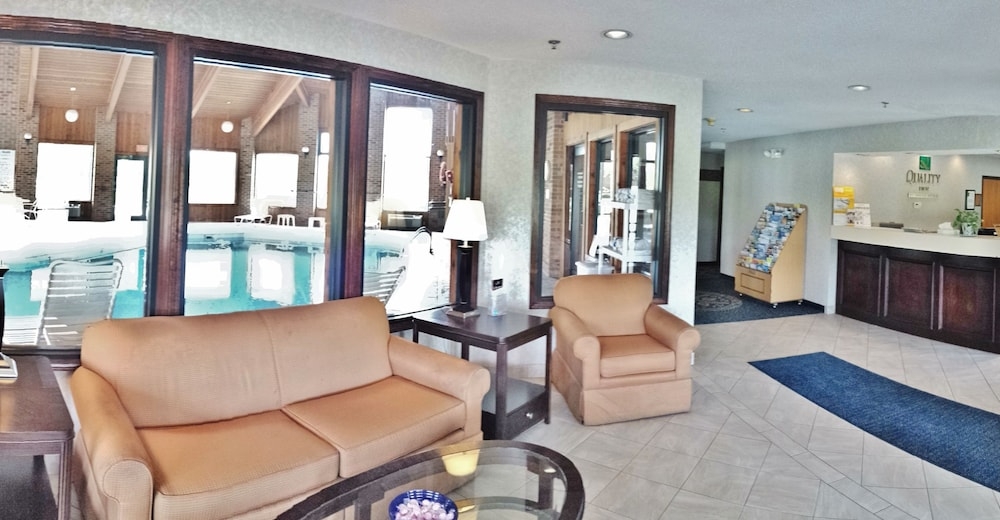 로비 좌석 공간