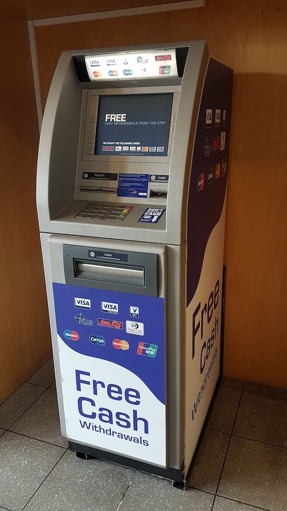 시설 내 ATM/은행