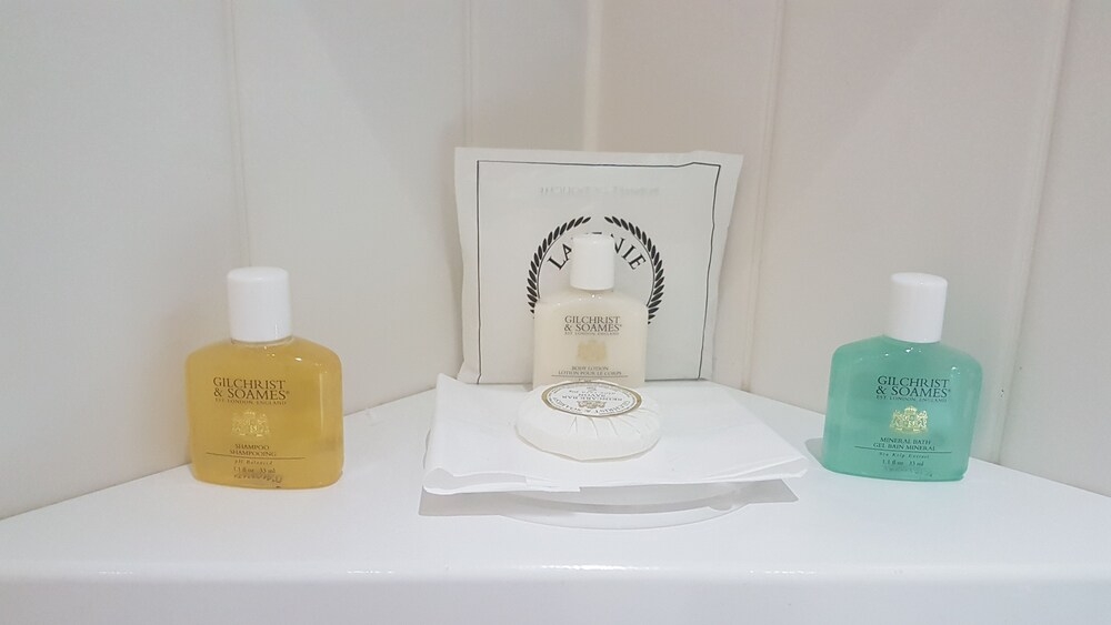 욕실 편의 시설