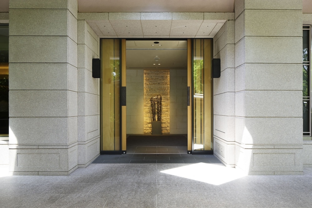 숙박 시설 입구