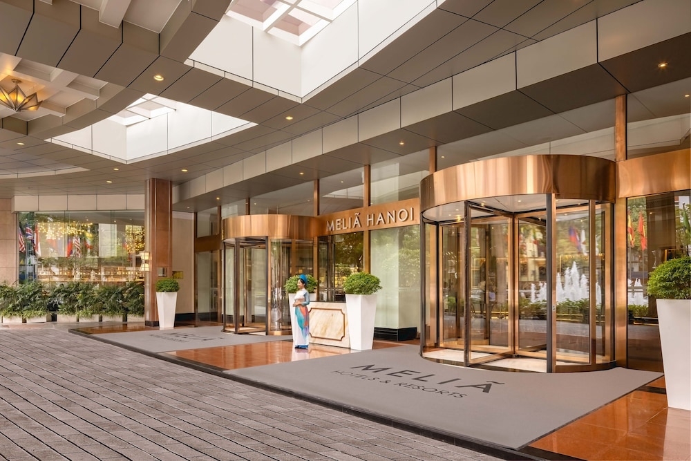 숙박 시설 입구