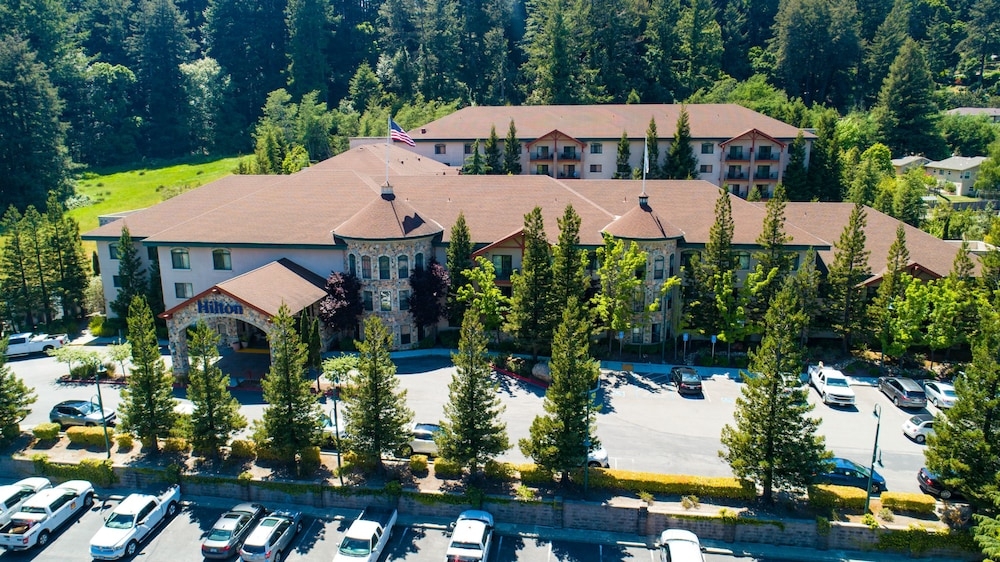 숙박 시설 정면