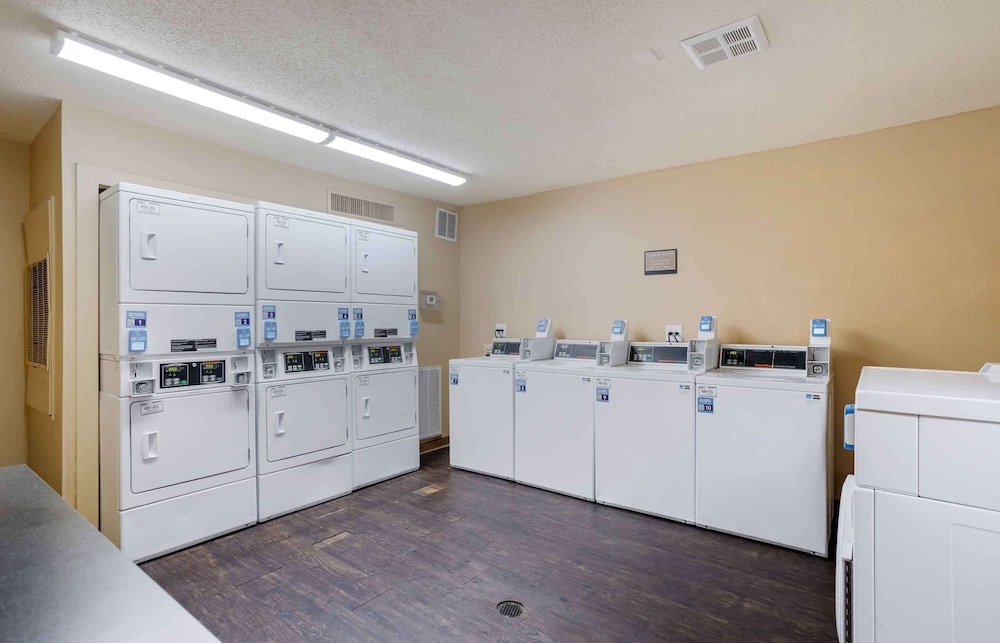 숙박 시설 내 편의 시설/서비스