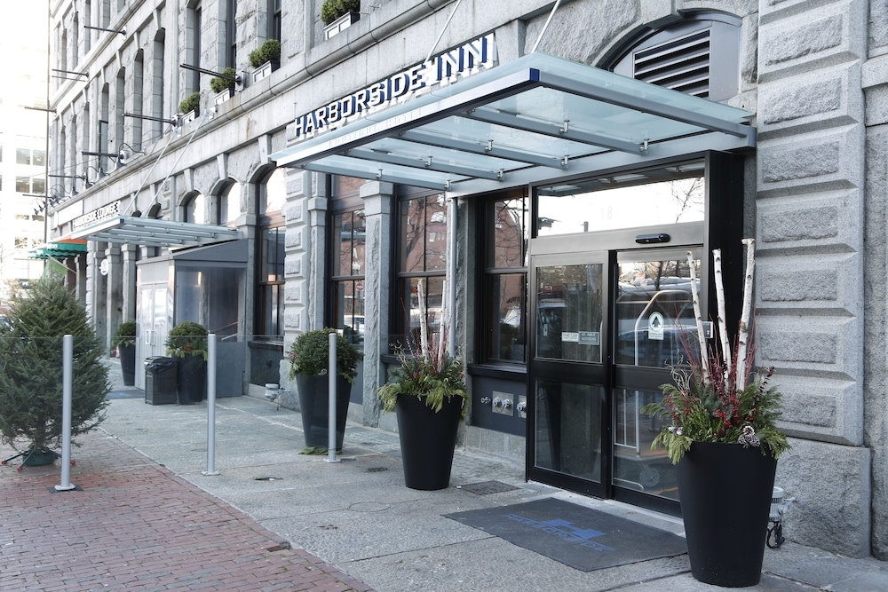 숙박 시설 정면