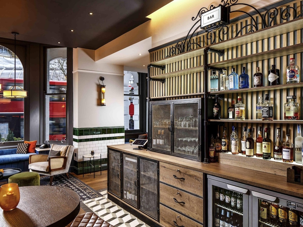 바(숙박 시설 내)