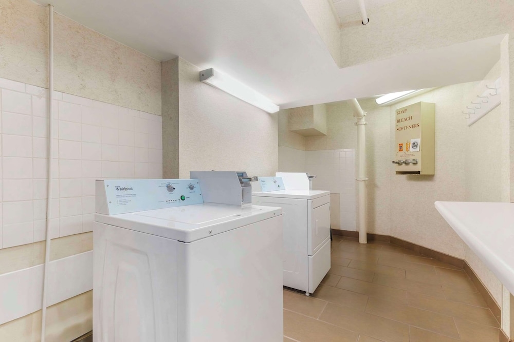 숙박 시설 내 편의 시설/서비스