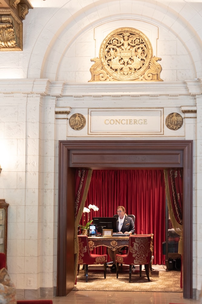 콘시어지 데스크