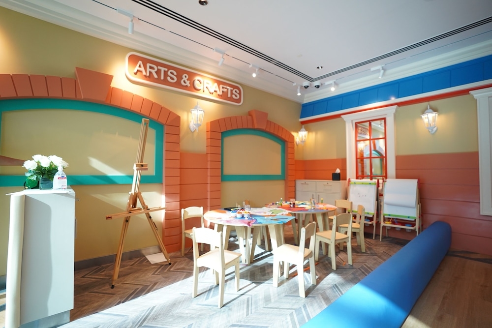 어린이 놀이 공간 - 실내