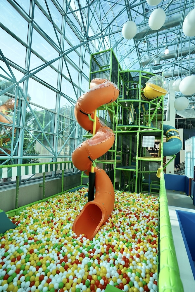 어린이 놀이 공간 - 실내