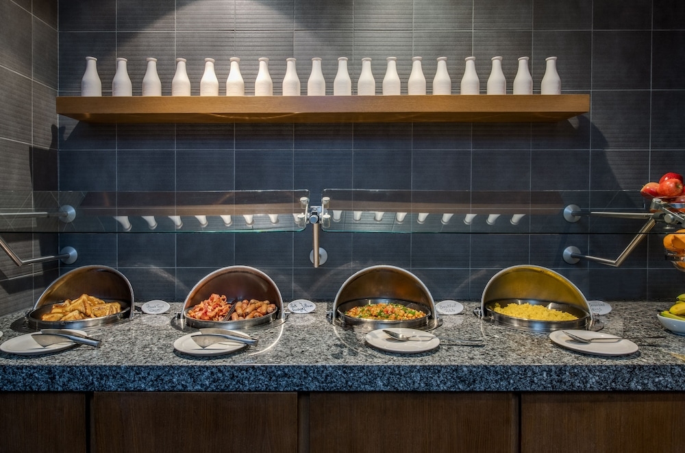 뷔페 아침 식사